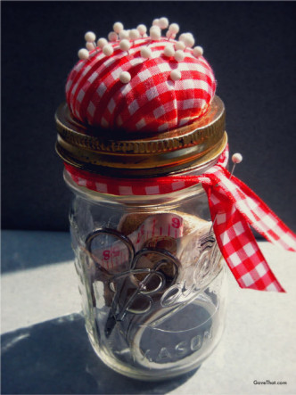 DIY Mason Jar Sewing Kit